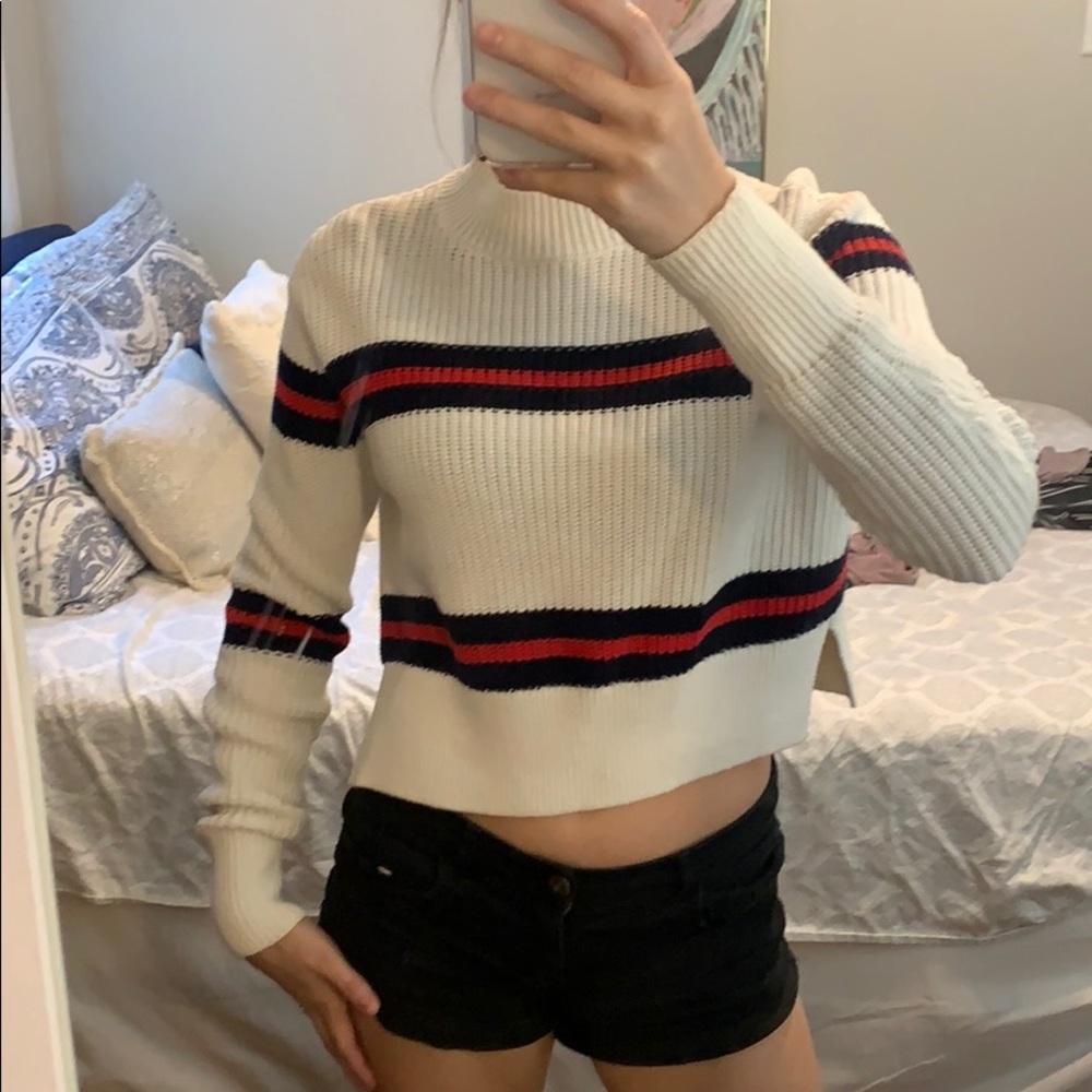 Cropped long sleeve sweater